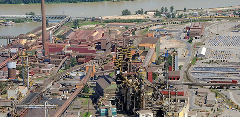 In der Voestalpine wurde ein Arbeiter am Sonntag von tonnenschweren Blechteilen eingeklemmt.