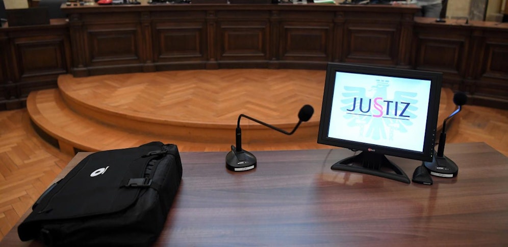 Das Oberlandesgericht Wien warnt vor betrügerischen Anrufen, die von einer vorgetäuschten Gerichtsnummer stammen.