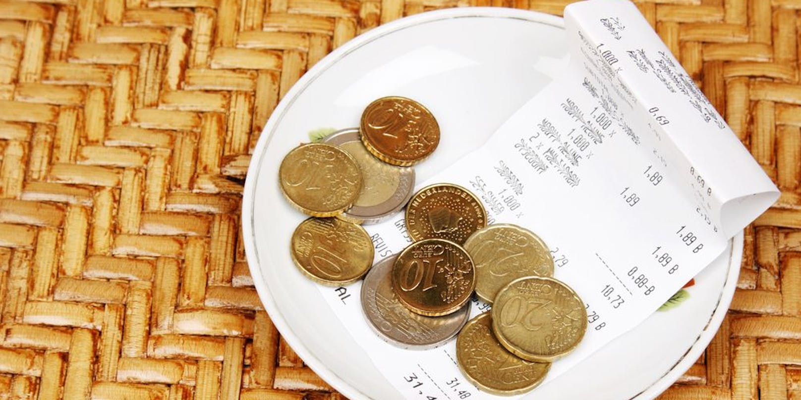 Immer mehr Menschen verzichten auf das Trinkgeld beim Restaurantbesuch.