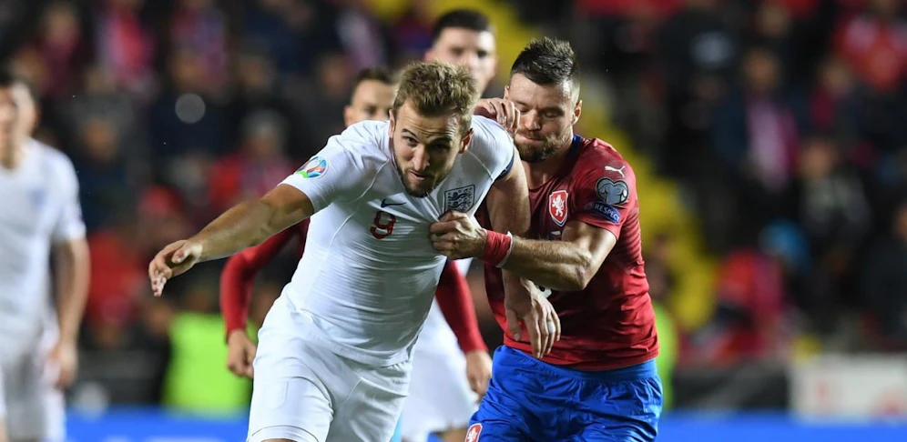 Harry Kane hatte es gegen Ondrej Celustka sehr schwer