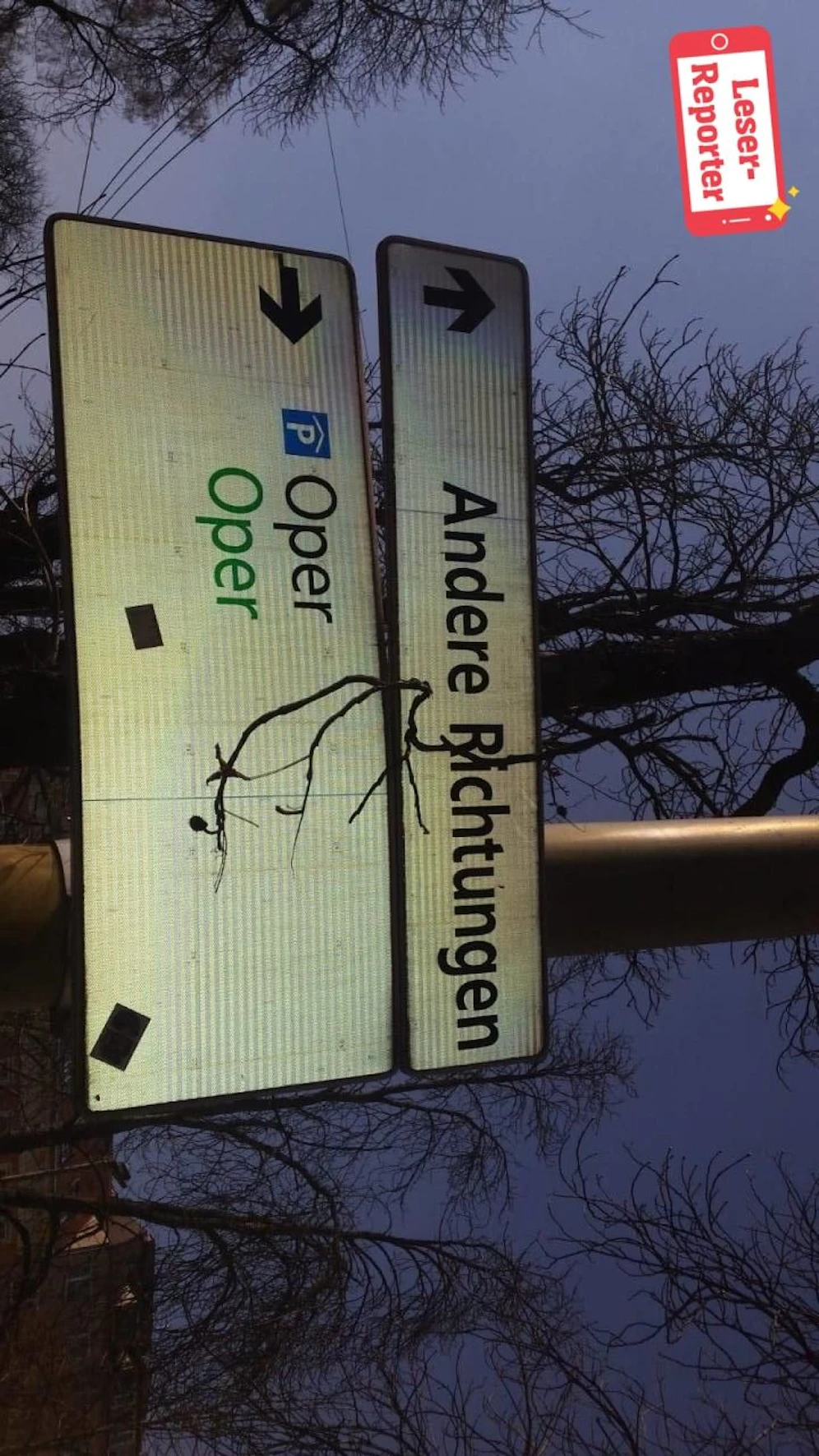 "Hilfreiches" Straßenschild in Graz.