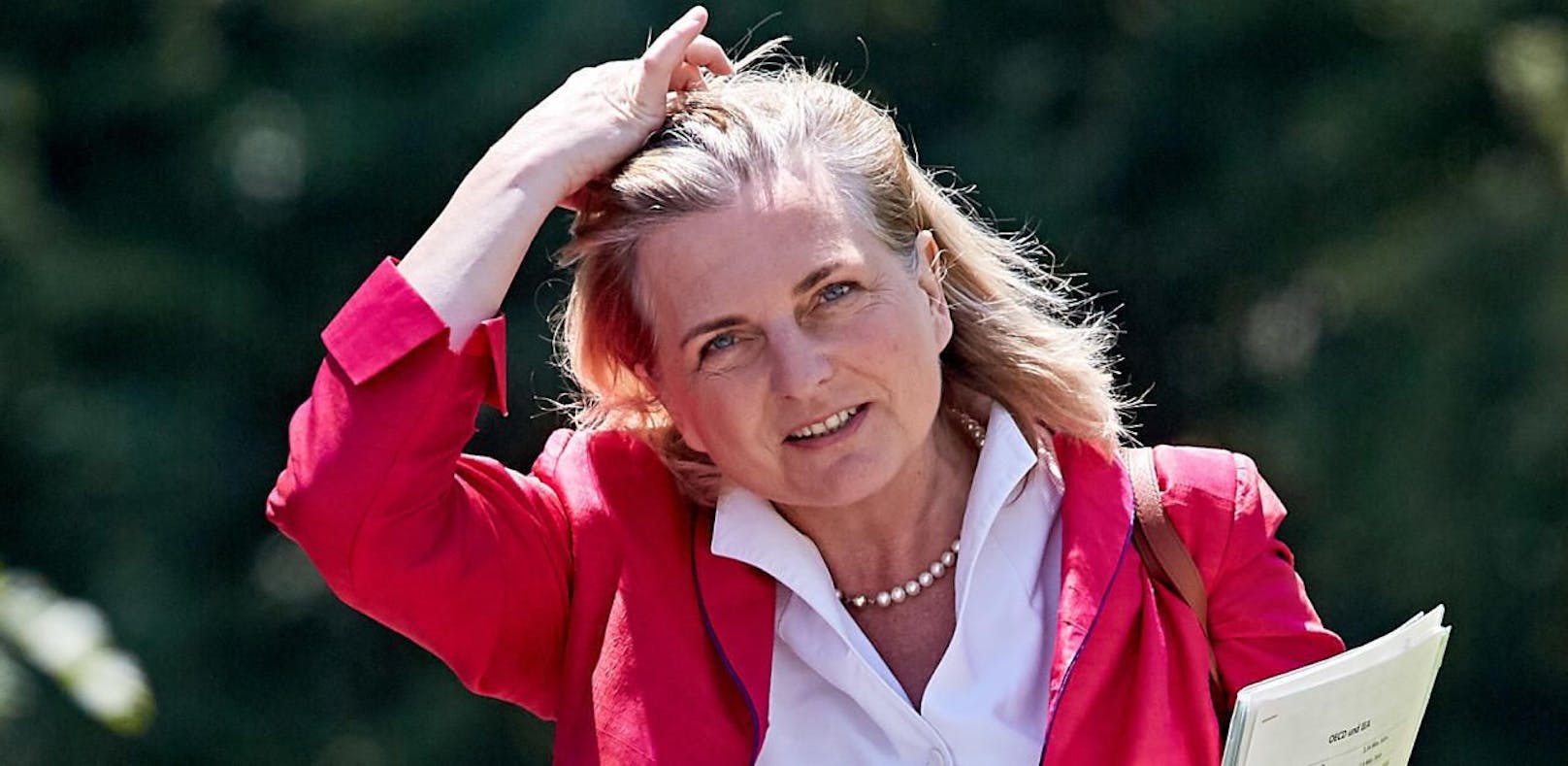 Außenministerin Karin Kneissl weicht nun auf eine andere Hochzeitslocation aus.