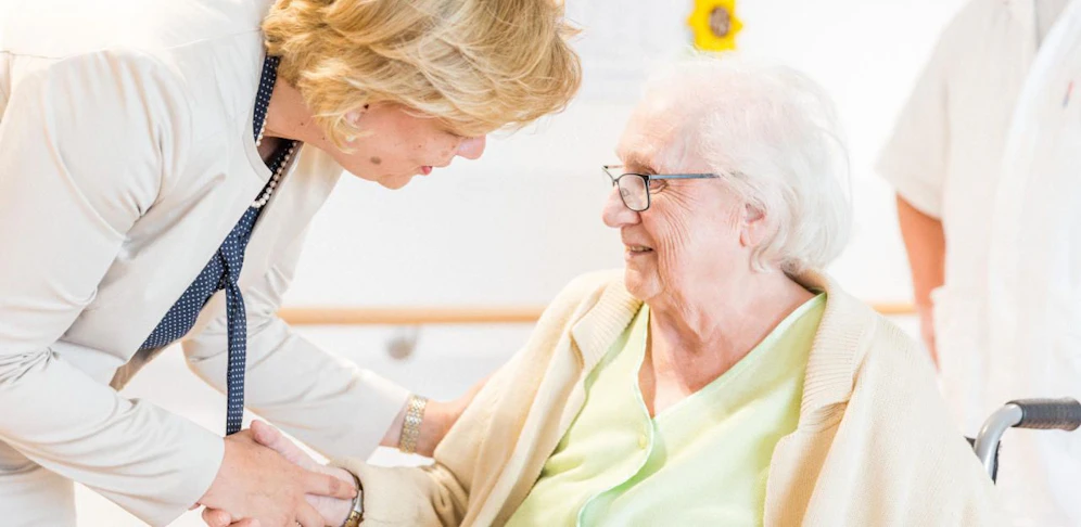 Landesrätin Mag. Barbara Schwarz möchte die mobile Betreuung und Pflege in NÖ weiter forcieren.