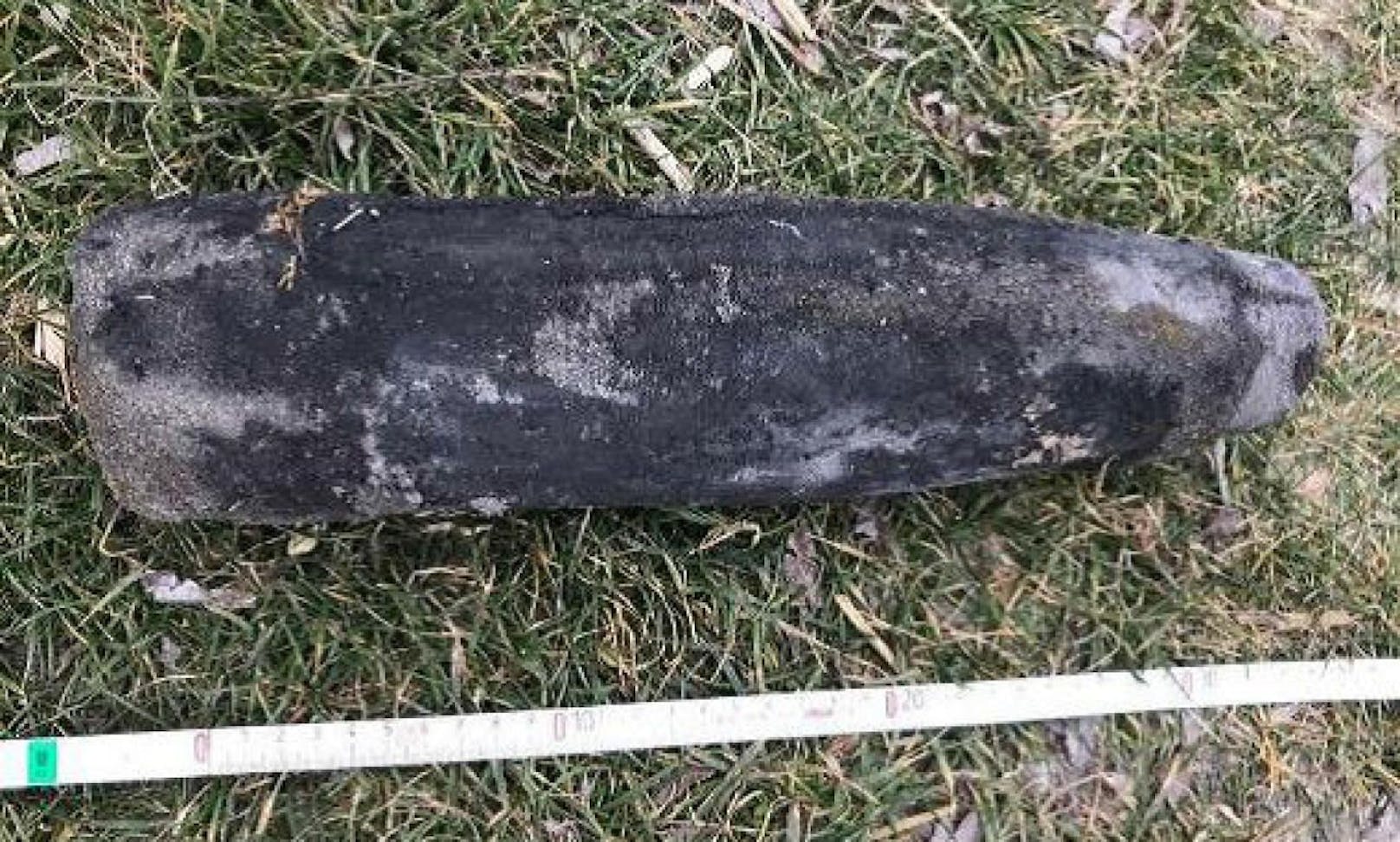 Die gefundene FLAK-Granate aus dem Zweiten Weltkrieg