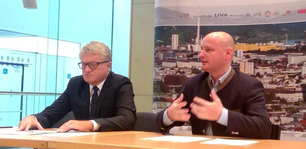 Der Linzer Bürgermeister Klaus Luger (li.) und sein Vize Markus Hein (FPÖ): Alles wieder gut!