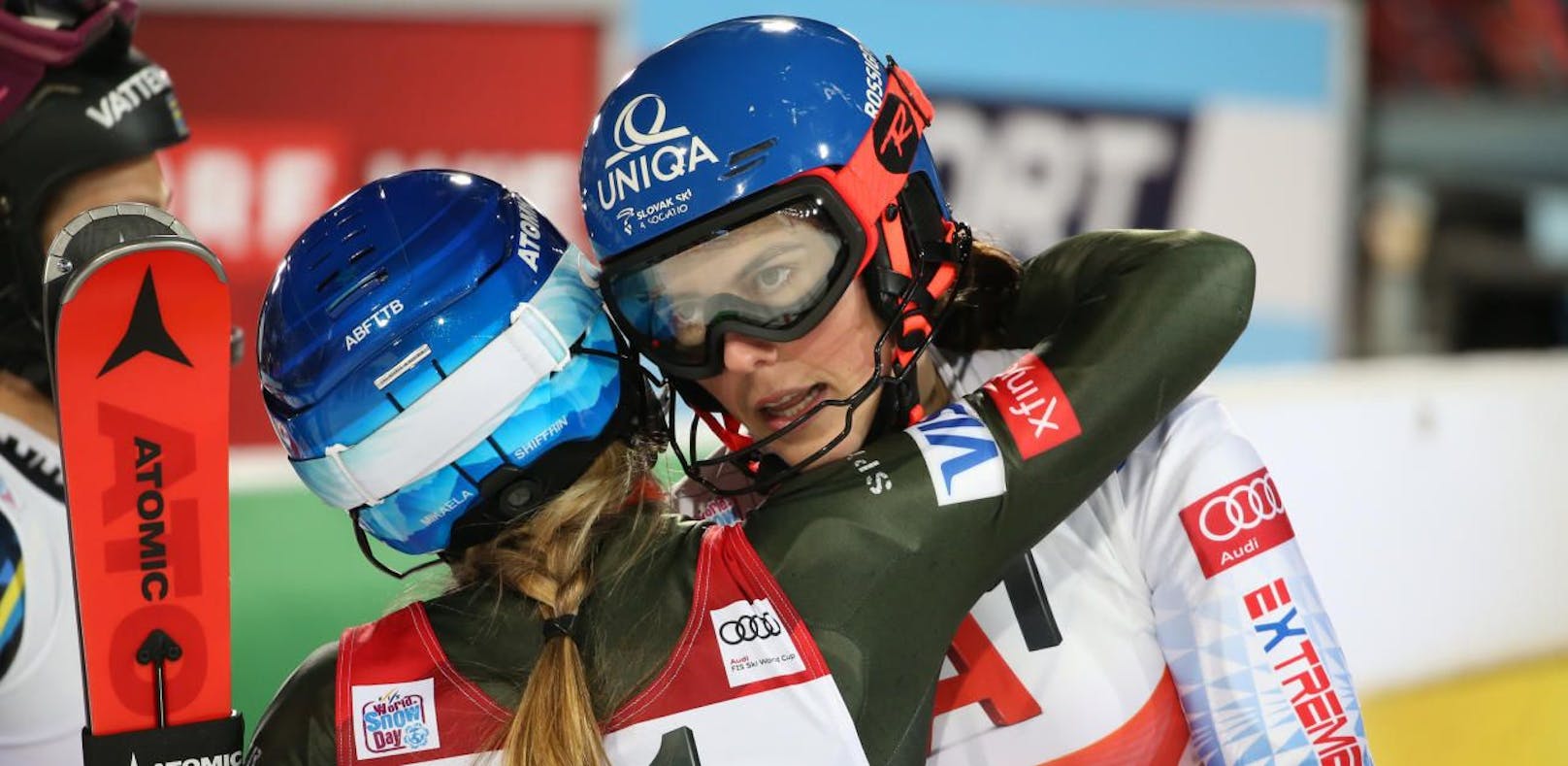 Petra Vlhova und ihre Konkurrentin Mikaela Shiffrin.