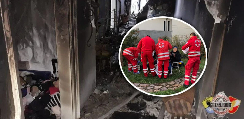 Das Haus war innen komplett verwüstet, die Rettung versorgte die Bewohner. 