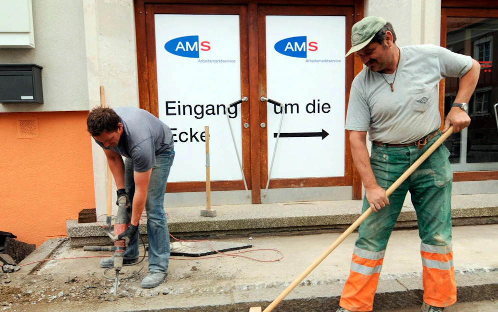 AMS: Die Zahl der registrierten Arbeitslosen ging um 3,6 Prozent zurück.