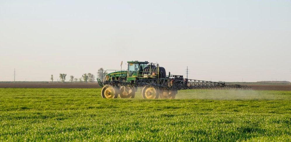 Das Pestizid Glyphosat ist hoch umstritten. (Symbolbild)