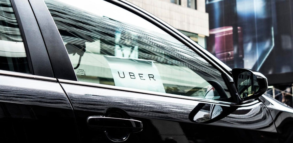 Symbolbild eines Uber-Autos.