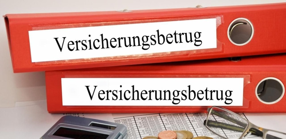 330.000 Euro soll der gebürtige Wiener eingesteckt haben.