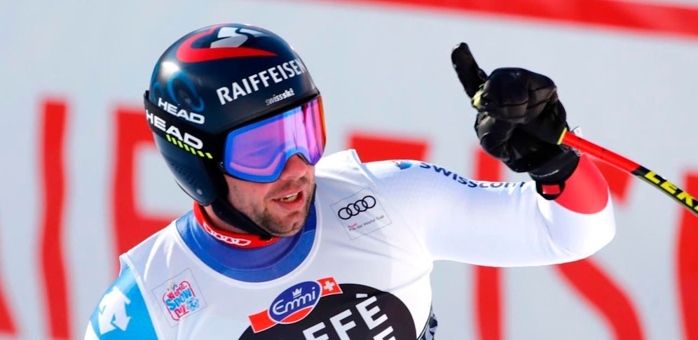 Beat Feuz jubelt über seinen Wengen-Heimsieg.