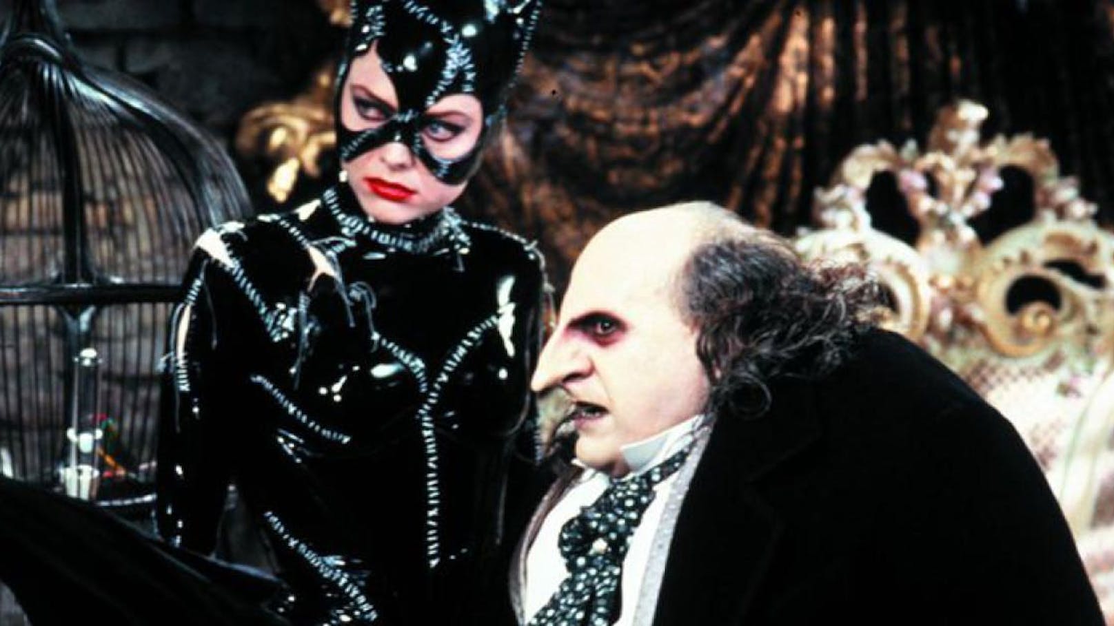 1992 spielte er in "Batmans Rückkehr" den Pinguin (mit Michelle "Catwoman" Pfeiffer)