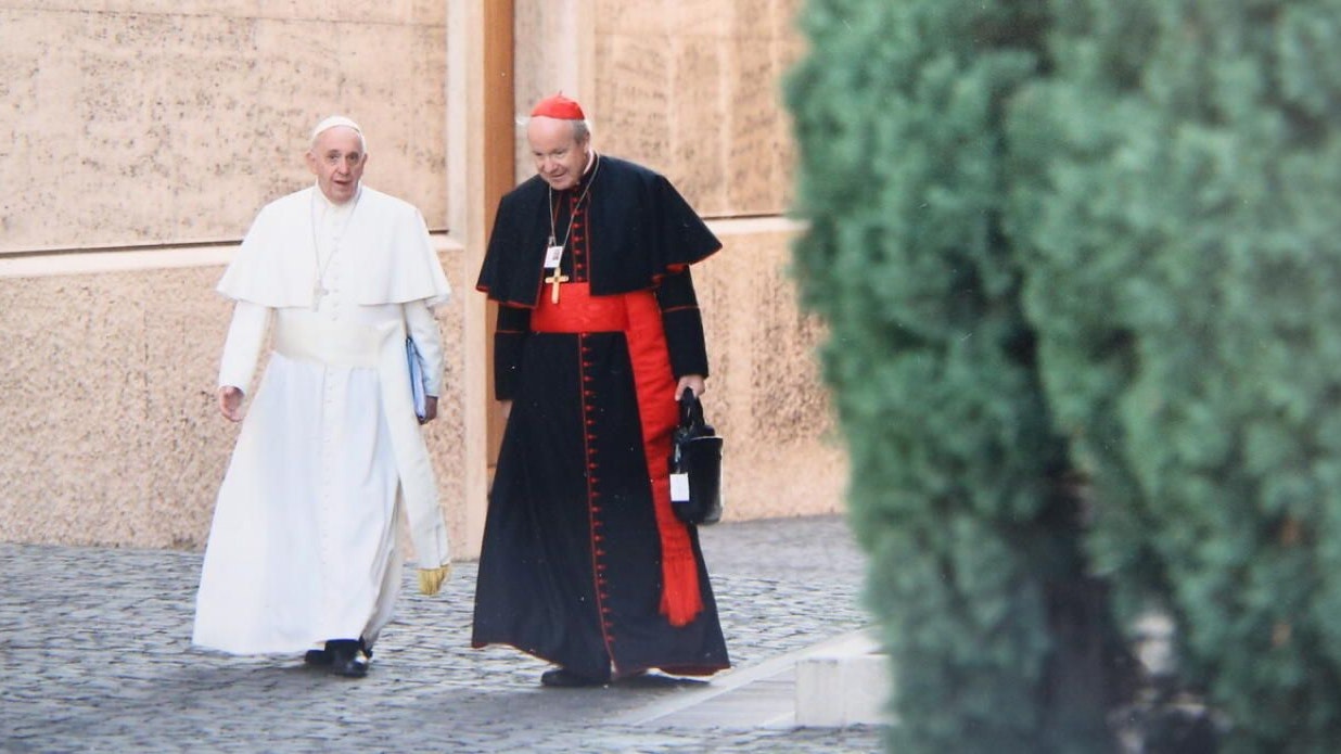 Papst Franziskus mit Kardinal Schönborn im Vatikan