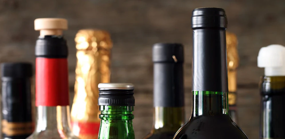 Die Kinder sollen mit einem "Trinkexperiment" an den Umgang mit Alkohol herangeführt werden.