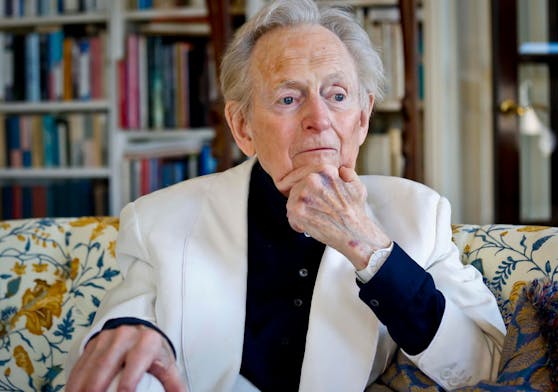 Der US-amerikanische Schriftsteller Tom Wolfe