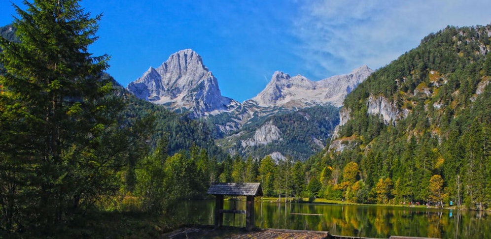 Bei einer Bergtour auf den großen Priel wurde ein 53-jähriger Wiener von einem Felsen getroffen und tödlich verletzt.