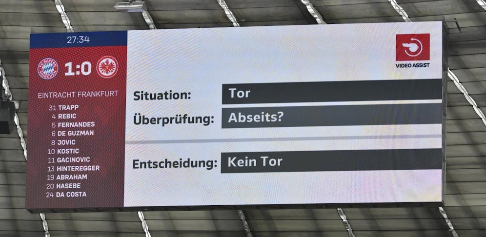 Video-Assistent bei Bayern gegen Frankfurt