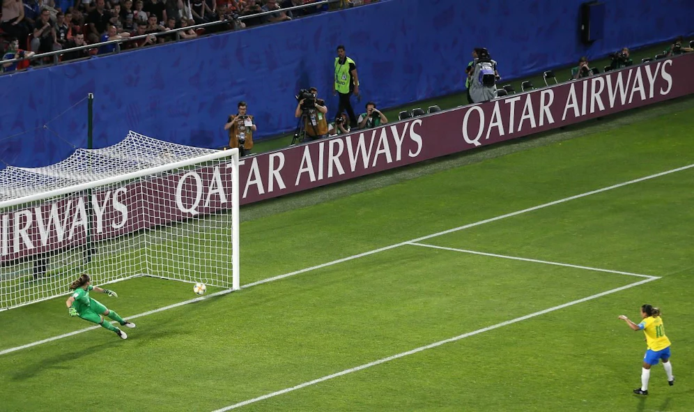 Die FIFA streicht die eigene Elfer-Regel wieder. 