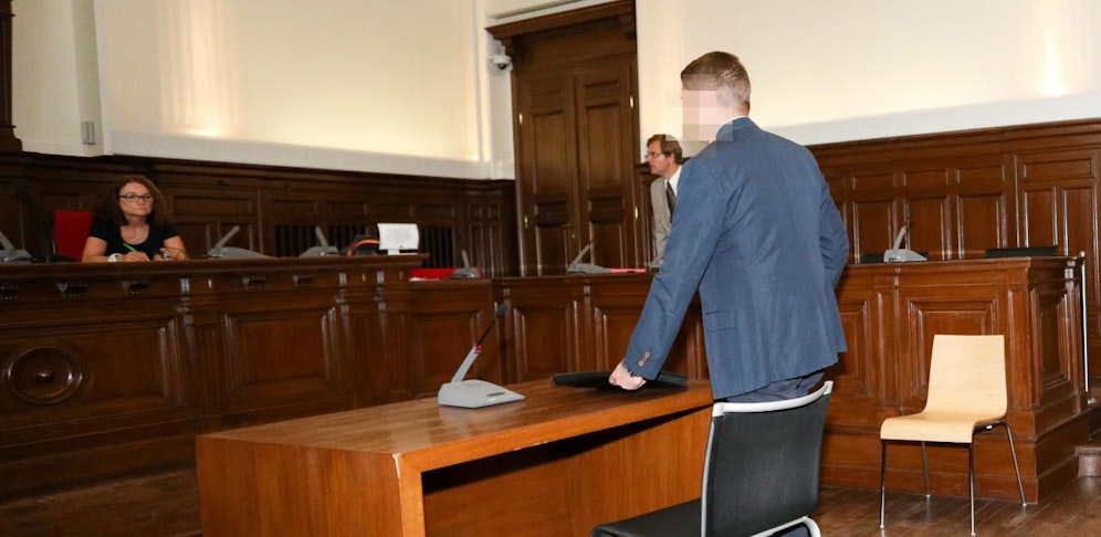 Der Angeklagte wurde zu einer teilbedingten Haft verurteilt.