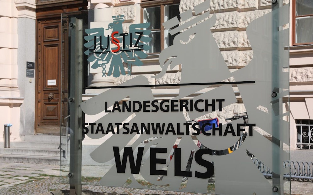 Neun Jugendliche müssen sich heute in Wels vor Gericht verantworten.
