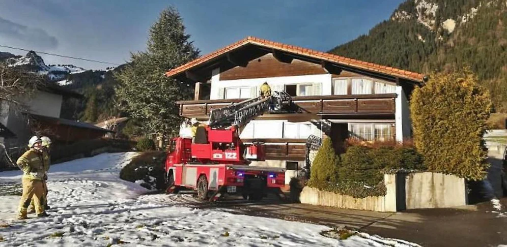 Bei der Rettungsaktion wurde der Mann schwer verletzt.