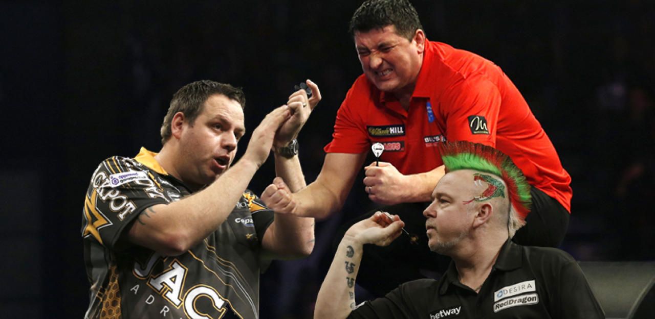 Heute.at - Darts-WM: Auch so können Spitzensportler aussehen