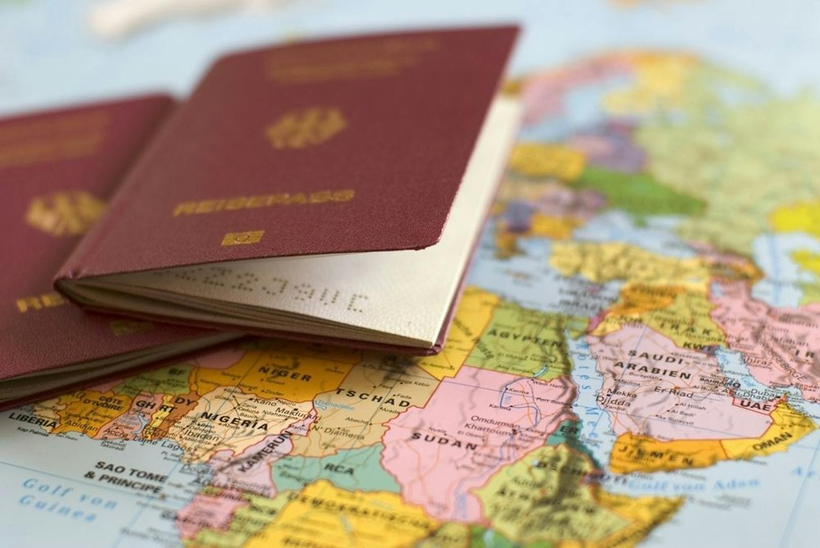 Familie schickt 5 Mal Unterlagen – MA35 lehnt Pass ab