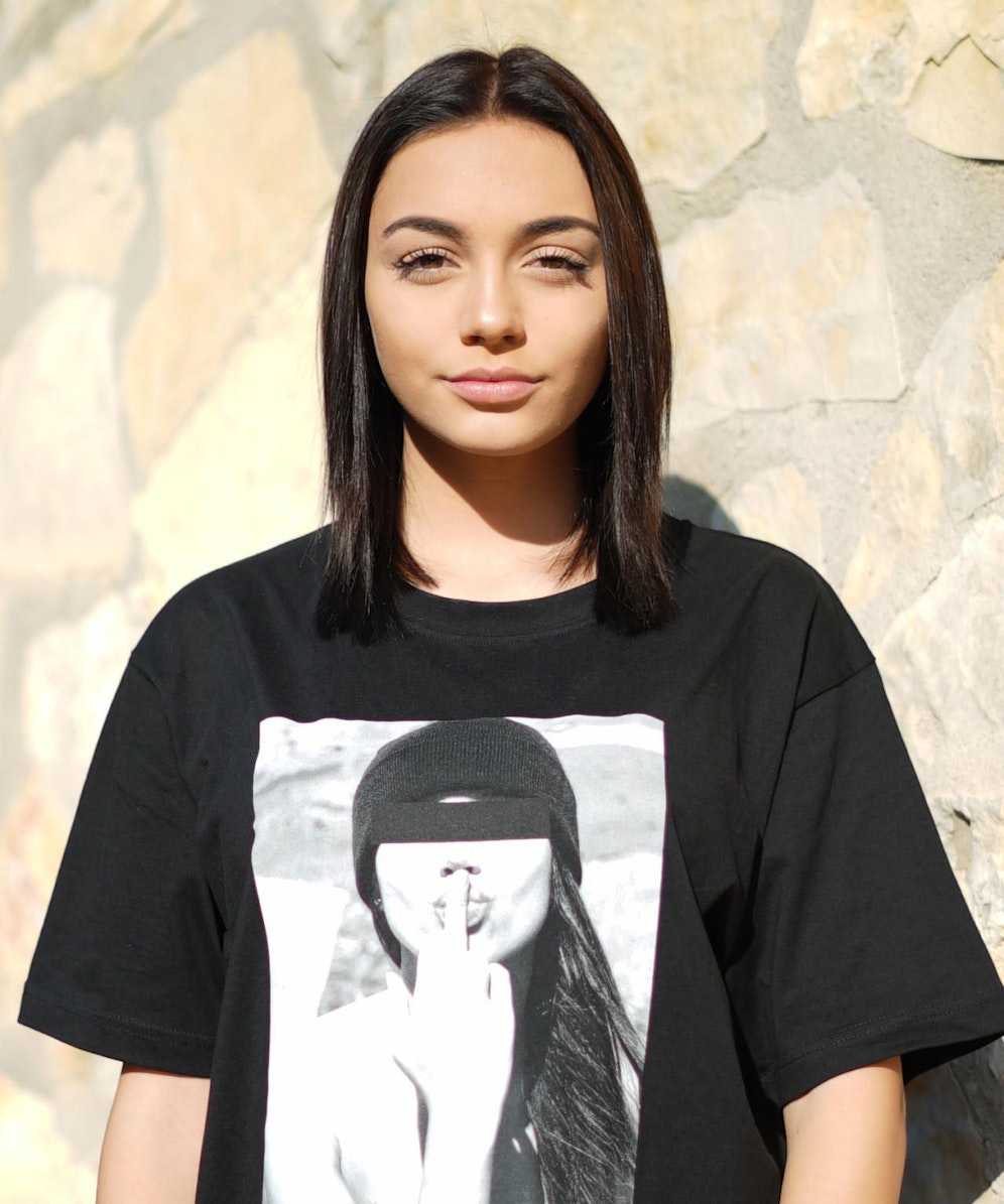 YouTuberin Tina Neumann