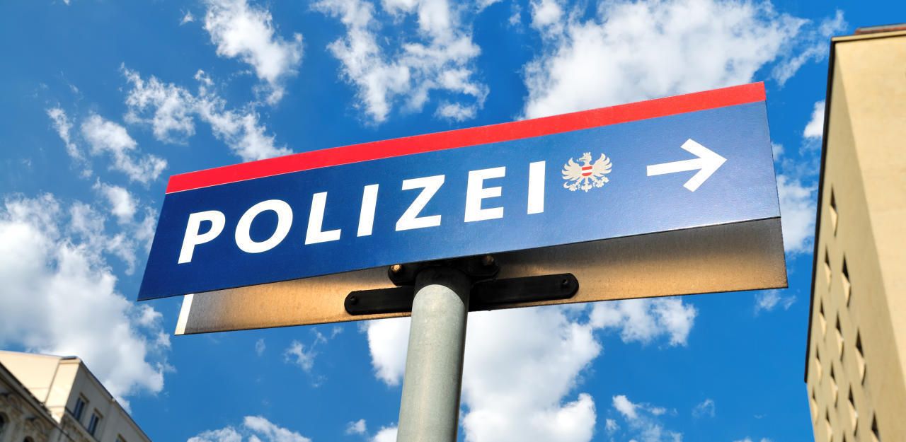 Heute.at - Alko-Opa fuhr zur Polizei und wusste nicht warum