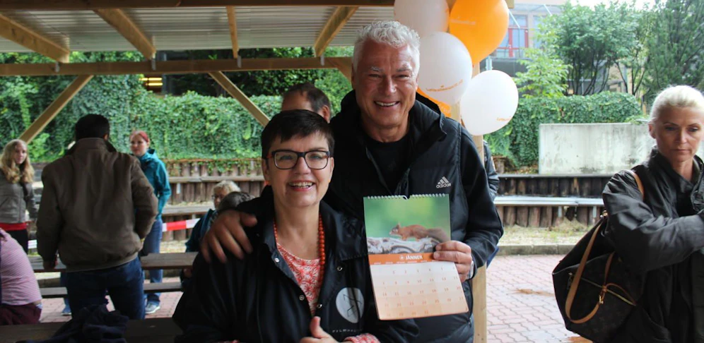 Auch Kicker-Legende Toni Polster gratulierte Madeleine Petrovic.