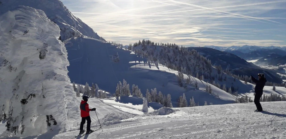 Die Lifte am Dachstein West laufen wieder.