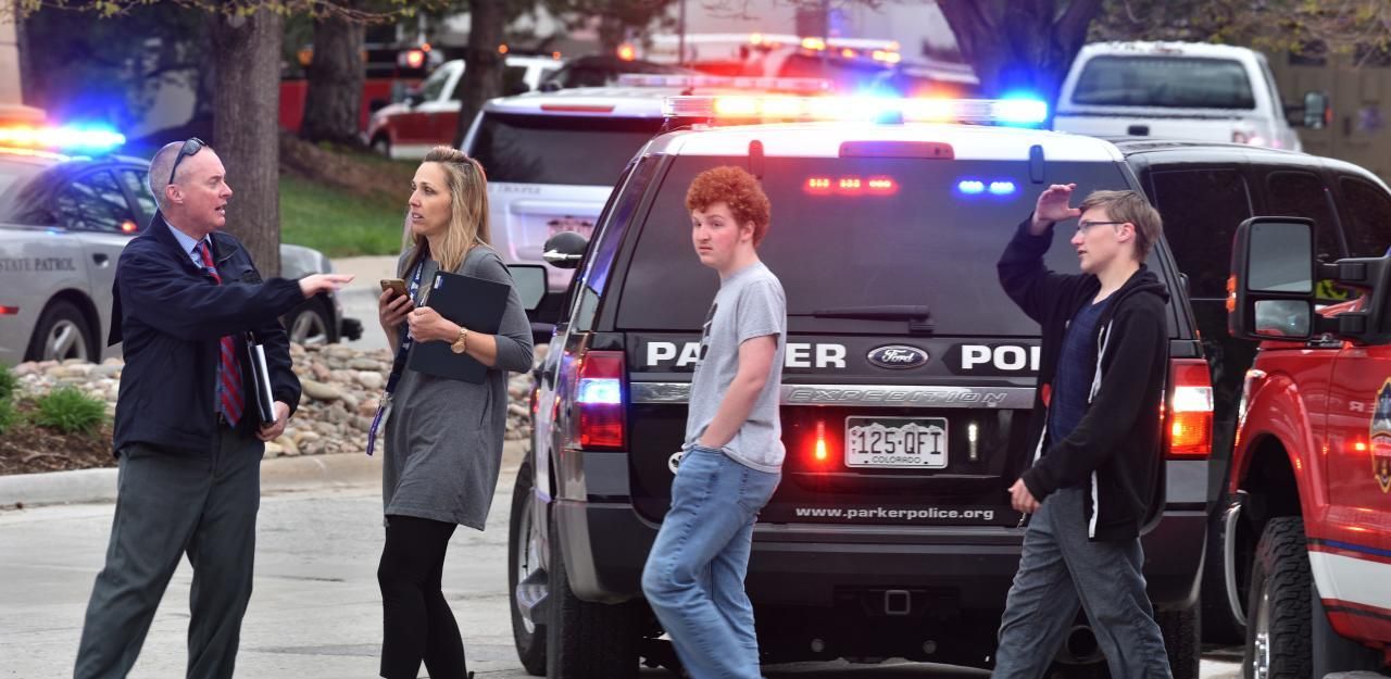 Heute.at - Ein Toter bei Amoklauf an US-Schule – 7 Verletzte