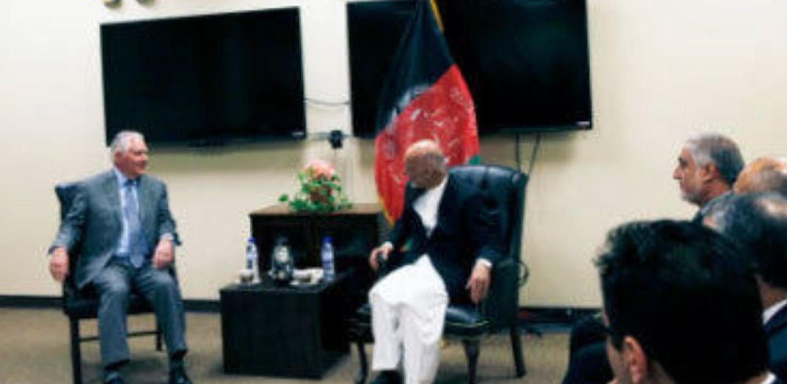 Photoshop-Fail beim Afghanistan-Besuch