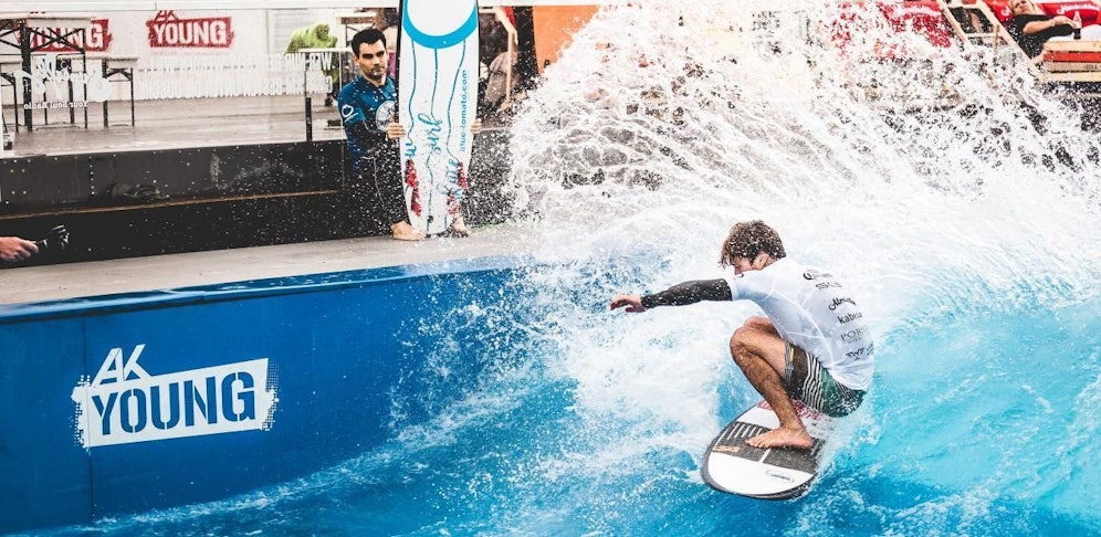 Die Weltmeisterschaft im Riversurfen findet im Multiplex CityWave der SCS statt. 