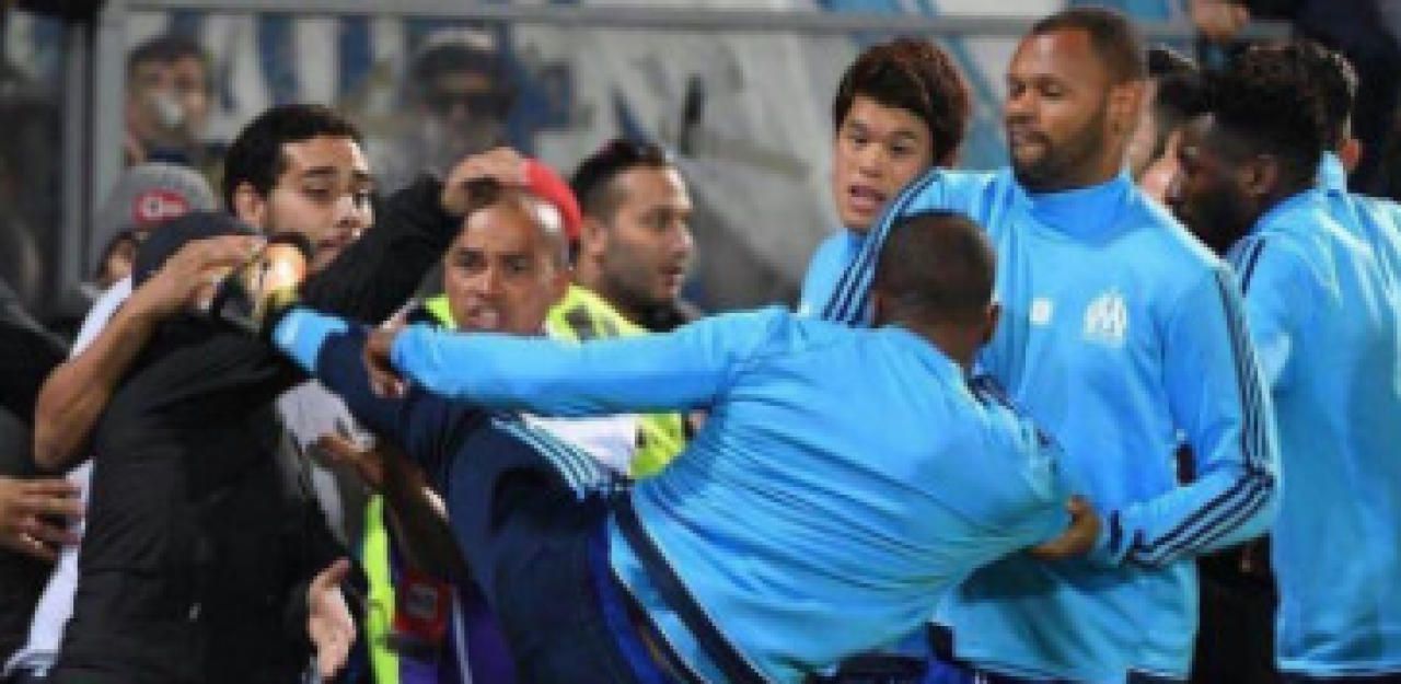 Heute.at - Rassismus? Das sagt Evra zu seiner Karate-Attacke