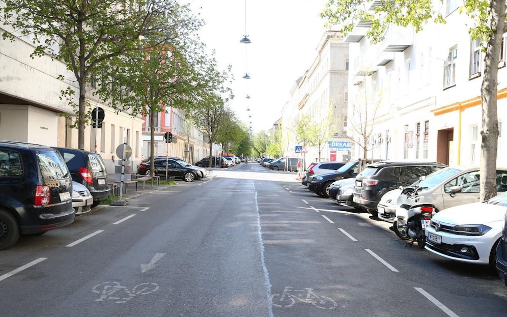 In der Hasnerstraße sind seit Freitag alle Verkehrsteilnehmer gleichberechtigt.