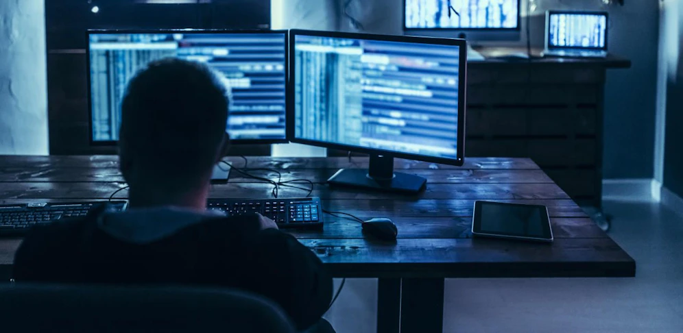 Der Täter wurden noch nicht ausfindig gemacht.