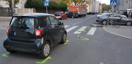 Bei einem Unfall im 2. Wiener Bezirk wurde ein Radfahrerin schwer verletzt.