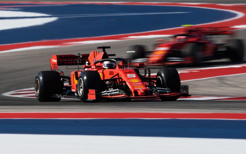 Sebastian Vettel vor Charles Leclerc