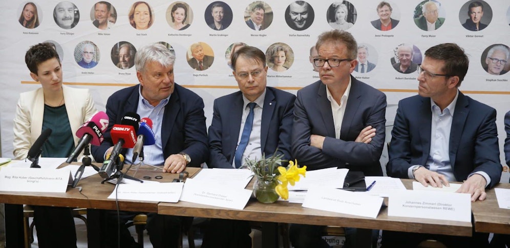 Rita Huber (RITA bringt's), Hans Peter Haselsteiner (Strabag), Gerhard Drexel (Spar), Rudi Anschober, Johannes Zimmerl (Rewe) 