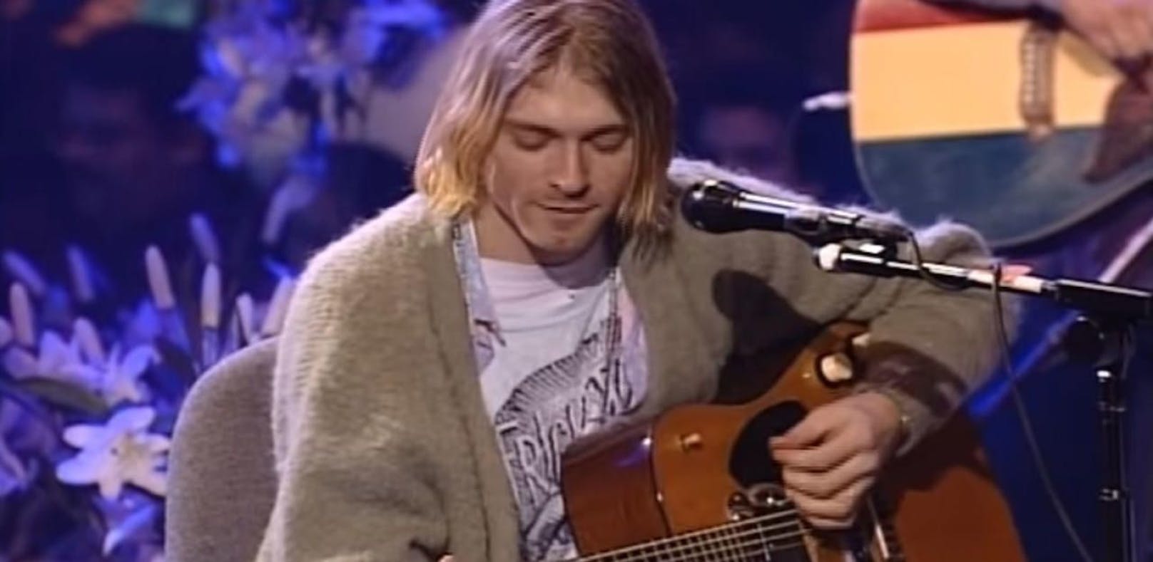 Kurt Cobains Strickweste für Rekordpreis versteigert
