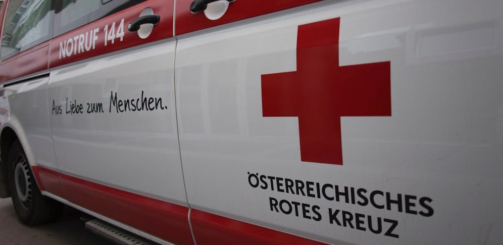 Für den 81-Jährigen kam jede Hilfe zu spät, er starb noch an der Unfallstelle.