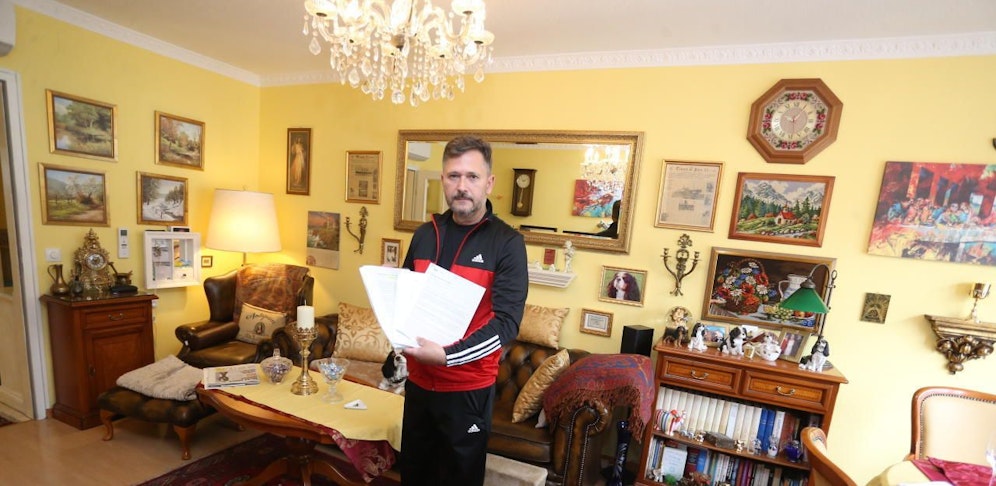 Harald F. (54) fühlt sich diskriminiert.