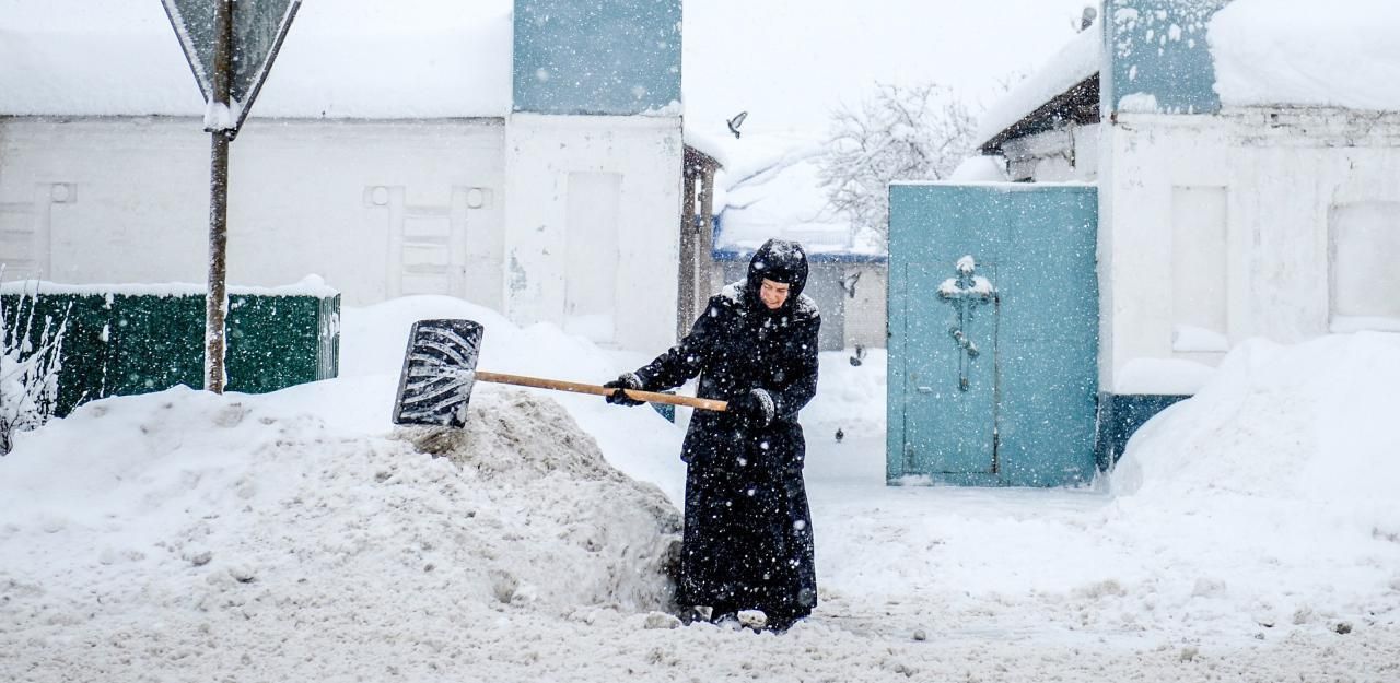 Heute.at - 30 Nonnen und Priester seit Tagen eingeschneit
