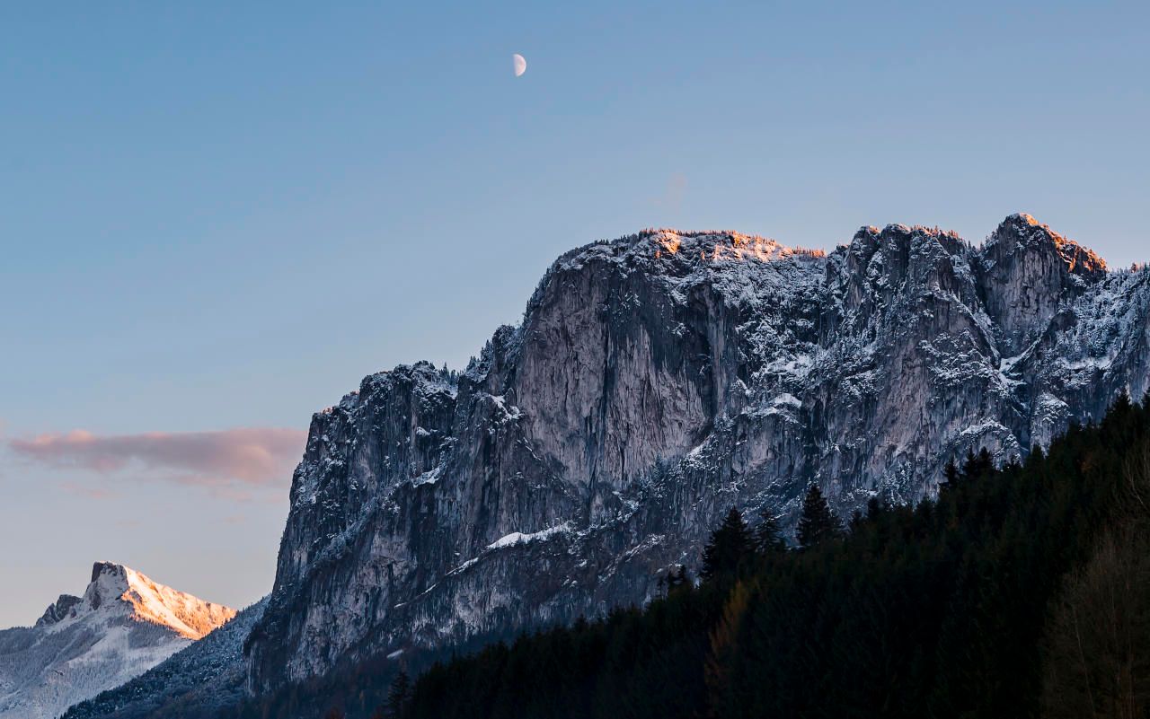 Der Klettersteig ist grundsätzlich bis 01. Mai gesperrt.