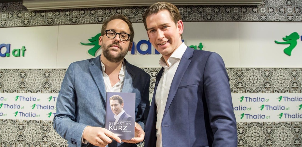 Paul Ronzheimer, Autor und Journalist mit Sebastian Kurz.