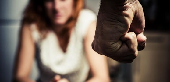 Ein SPÖ-Politiker aus Linz soll seine Ehefrau geschlagen haben.