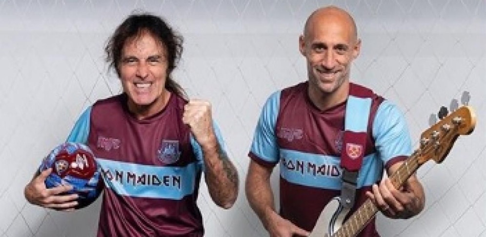 Iron-Maiden-Bassist Steve Harris überließ sein Instrument West-Ham-Kicker Zabaleta.