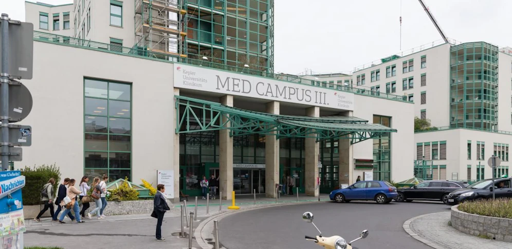 Das Kepler Universitätsklinikum. Der neue Geschäftsführer der KUK GmbH wurde ohne Ausschreibung bestellt.